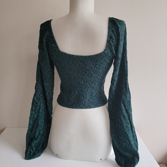 Hollister Jewel Green Ditsy Floral Ruched Long-Sleeve Tie-Front Top S Babydoll - Picture 5 of 9